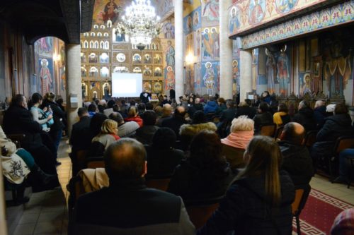 IPS Andrei s-a întâlnit cu tinerele familii care s-au cununat religios în anul 2018 la bisericile din Cluj-Napoca