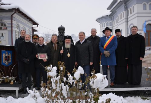 Bustul Patriarhului Miron Cristea, dezvelit la Năsăud, în prezența Mitropolitului Clujului