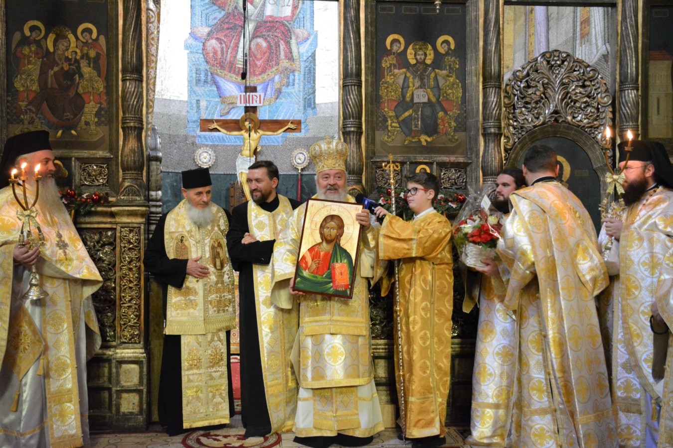 Preasfințitul Părinte Vasile Someșanul, sărbătorit la 70 de ani, în Catedrala Mitropolitană din Cluj