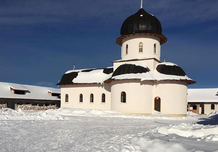 O mănăstire din Arhiepiscopia Vadului, Feleacului și Clujului va primi o părticică din moaștele Sfinților Martiri Brâncoveni