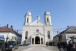 Sfânta Liturghie Arhierească în prima biserică românească din oraşul Tg. Lăpuş