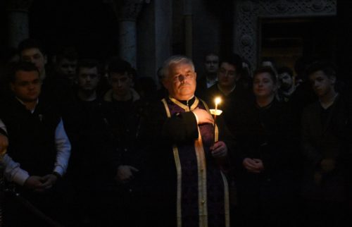 Slujba Canonului cel Mare la Catedrala Mitropolitană. Mii de clujeni, studenți teologi și elevi seminariști uniți în rugăciune