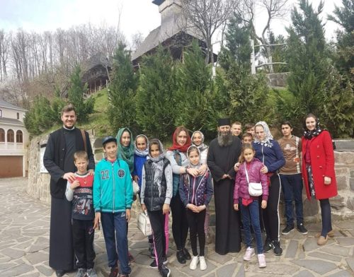 Copiii din Parohia Stupini, în pelerinaj la mănăstirile din Mitropolia Clujului