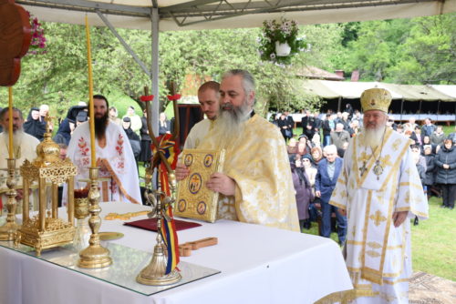 Sfântul Apostol și Evanghelist Ioan, sărbătorit la Mănăstirea Pădureni