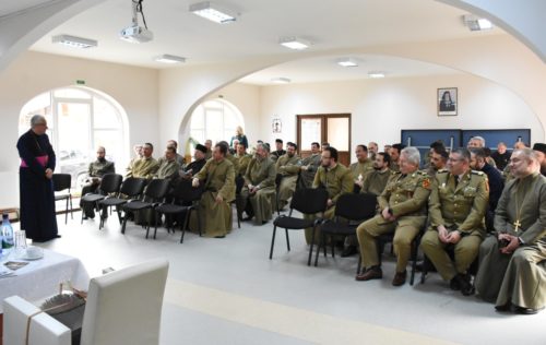 Mitropolitul Clujului, la Întâlnirea anuală a preoților militari din cadrul Statului Major al Forțelor Terestre Române