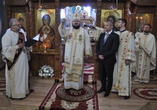 Zi de sărbătoare la biserica cu hramurile „Sfântul Ierarh Nicolae” și „Sfântul Apostol Toma” din Zalău