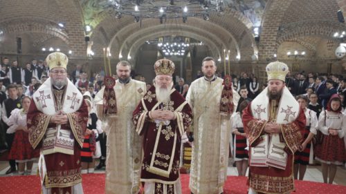 Sobor de arhierei a liturghisit la onomastica Preasfinţitului Părinte Episcop Iustin