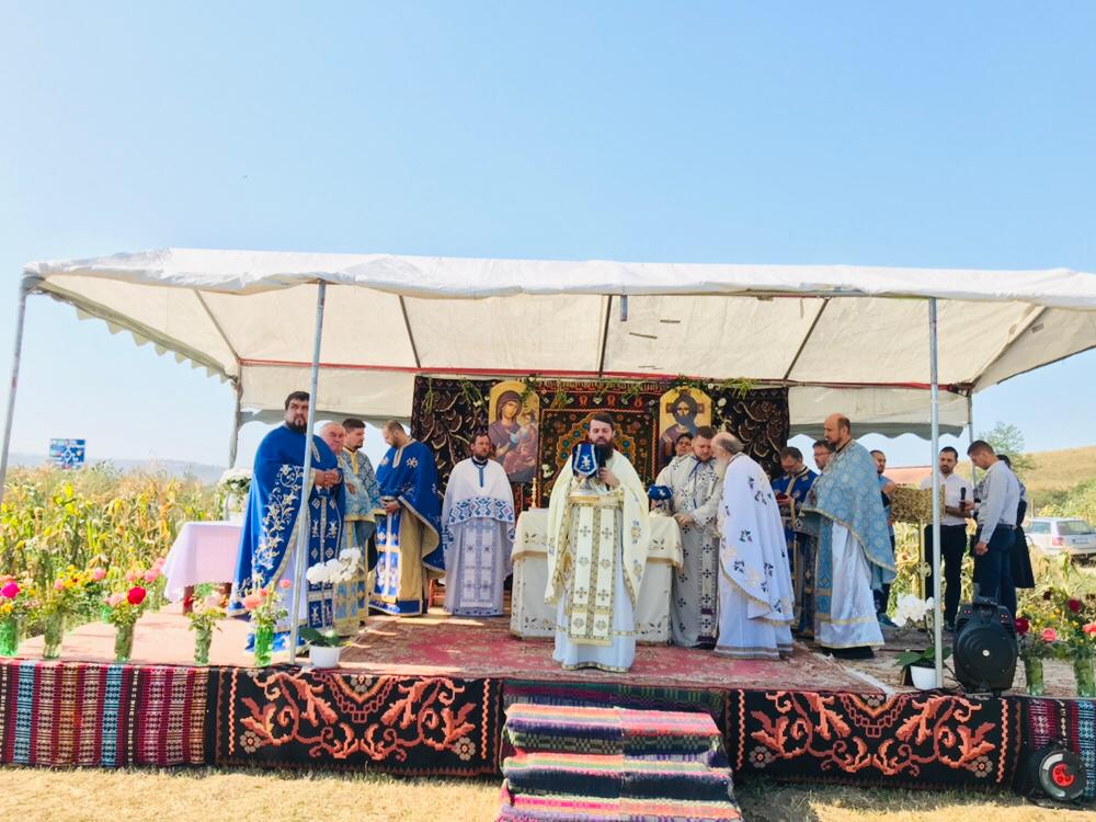 Sărbătoare la singura  Parohie din Arhiepiscopia Clujului cu hramul „Brâul Maicii Domnului”