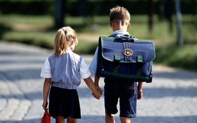 Protopopiatul Ortodox Gherla sprijină și-n acest an copiii nevoiași să urmeze școala