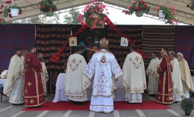Liturghie Arhierească în Parohia Ceaca