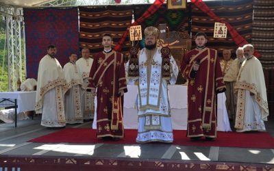 Liturghie Arhierească în Parohia Ceaca