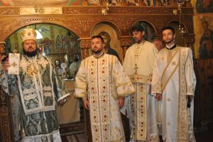 Liturghie Arhierească în Parohia „Sf. Cuv. Parascheva” din Șimleu Silvaniei