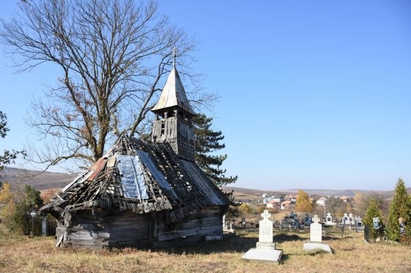 Foto+Video: Povestea bisericii de lemn din Săliștea Veche | Împreună, salvăm patrimoniul cultural românesc!