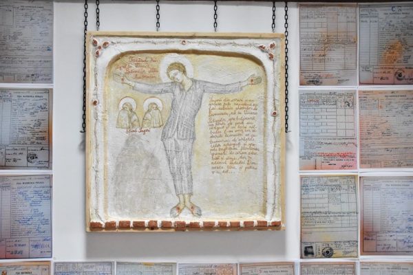 Jertfa martirilor din închisorile comuniste, cinstită în Mănăstirea „Sfinții 40 de Mucenici” de la Gherla