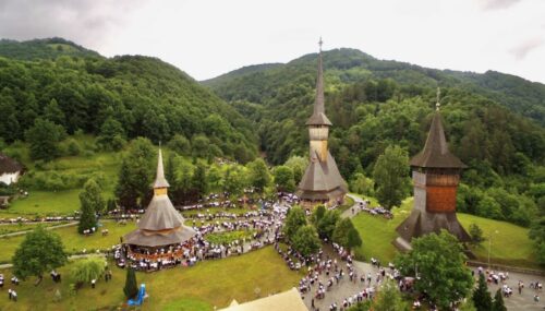 Zi de sărbătoare la Mănăstirea maramureșeană Bârsana