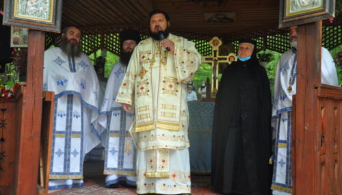 Mănăstiea sălăjeană „Sfânta Maria – Rus” și-a serbat hramul în prezența a sute de credincioși