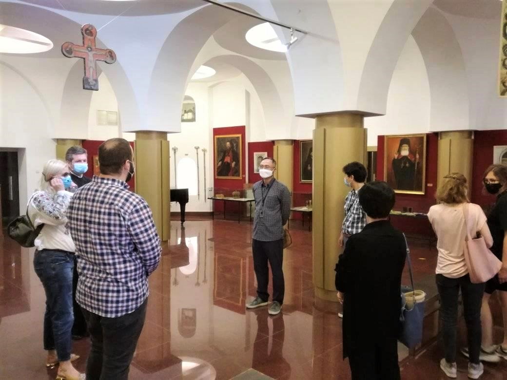 Ambasadorul Republicii Coreea în România, în vizită la Muzeul Mitropoliei Clujului