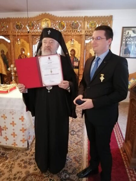 Conferință preoțească de toamnă și lansare de carte în Protopopiatul Huedin | Istoricul Mircea Gheorghe Abrudan a primit Crucea Transilvană