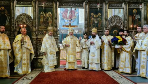 Duminica a 31-a după Rusalii, la Catedrala Mitropolitană | Mitropolitul Andrei și-a sărbătorit ziua de naștere prin rugăciune