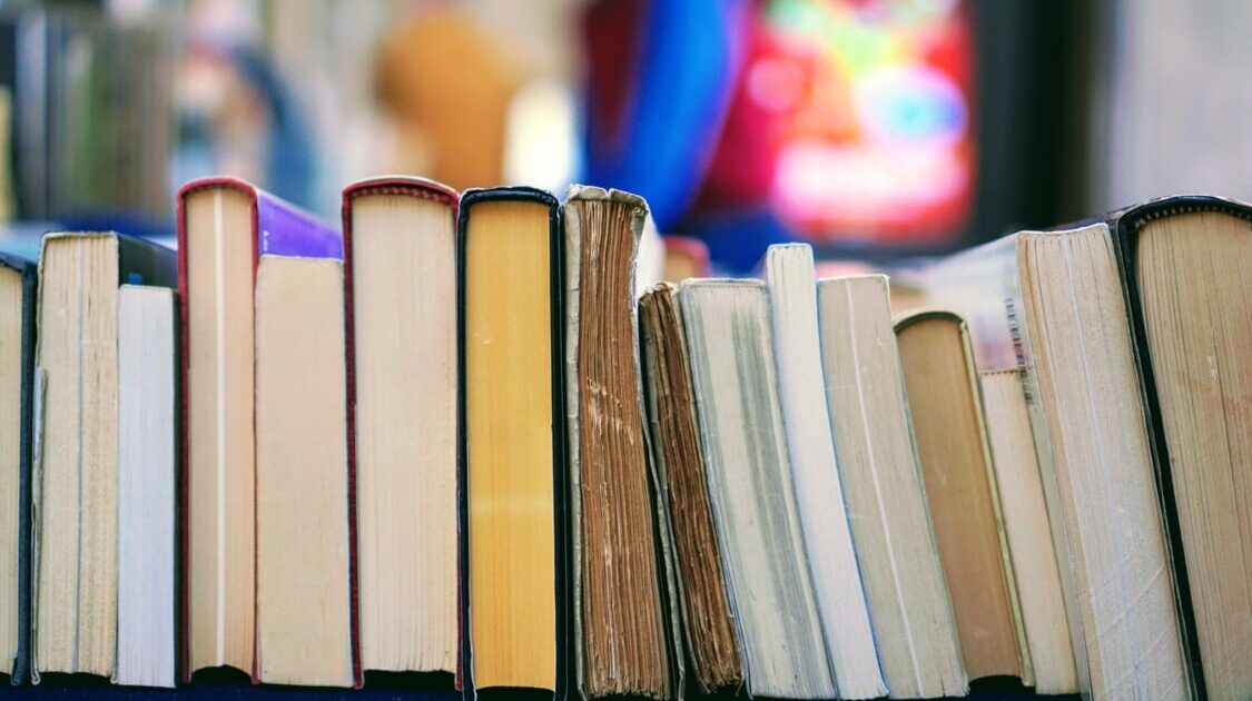 Bătălia Cărților, un concurs de promovare a lecturii de plăcere în rândul tinerilor