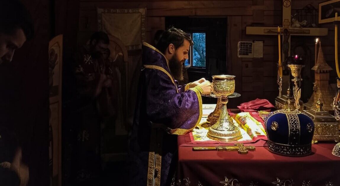 Liturghia Darurilor mai înainte sfințite, la Biserica studenților din Hașdeu