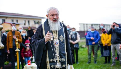 Săptămâna Patimilor | Mitropolitul Andrei a binecuvântat trei comunități din Eparhia Clujului