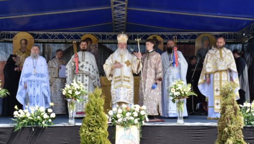 Hramul Mănăstirii „Sfânta Elisabeta” din Cluj-Napoca, sărbătorit în Duminica Floriilor