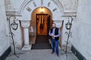 Noaptea muzeelor | Directorul Muzeului Mitropoliei Clujului: „Măștile nu au putut ascunde zâmbetele, uimirea și bucuria”