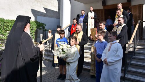 Binecuvântare arhierească în Parohia „Sf. Constantin și Elena” din Cluj-Napoca