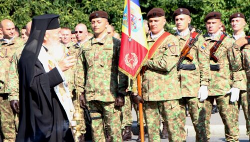 IPS Andrei, la aniversarea Diviziei 4 Infanterie „Gemina”: „Să cultivăm sentimentul de dragoste față de țară”