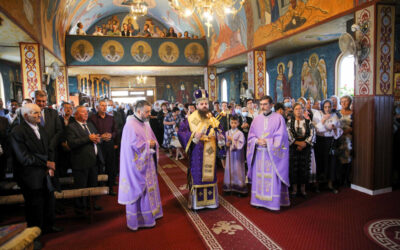 Episcopul-vicar Benedict a slujit la hramul Bisericii „Înălțarea Sfintei Cruci” din Turda