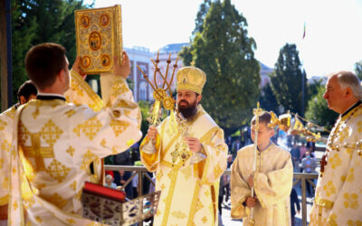 Liturghie arhierească la Catedrala Mitropolitană, în Duminica după Înălțarea Sfintei Cruci