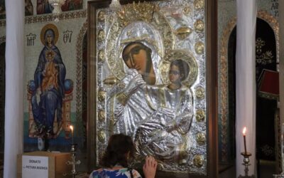 Icoana făcătoare de minuni a Maicii Domnului „Paramythia”, adusă spre închinare la Cluj-Napoca