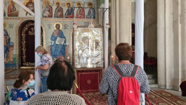 Icoana făcătoare de minuni a Maicii Domnului „Paramythia”, adusă spre închinare la Cluj-Napoca
