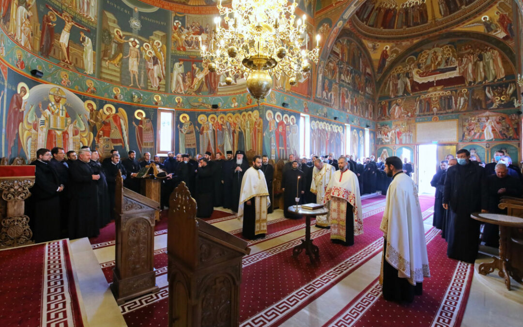 Clericii din Protopopiatul Turda, întruniți în cadrul conferinței semestriale de toamnă