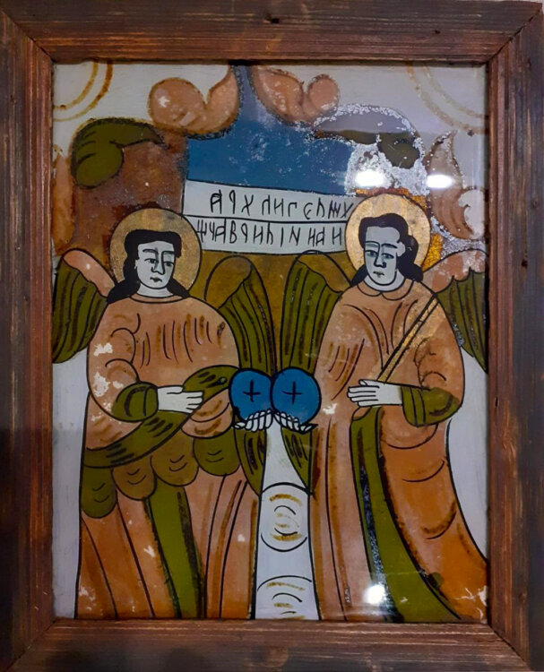 Sfinții Arhangheli Mihail și Gavriil în icoanele pe sticlă transilvane