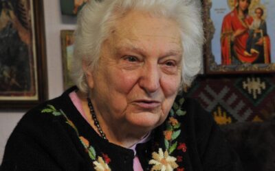 Aspazia Oțel Petrescu (9 decembrie 1923 – 23 ianuarie 2018)
