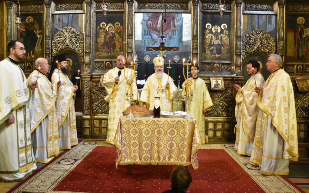 Liturghie arhierească și slujbă de pomenire pentru Episcopul Nicolae Ivan și Mitropolitul Bartolomeu Anania