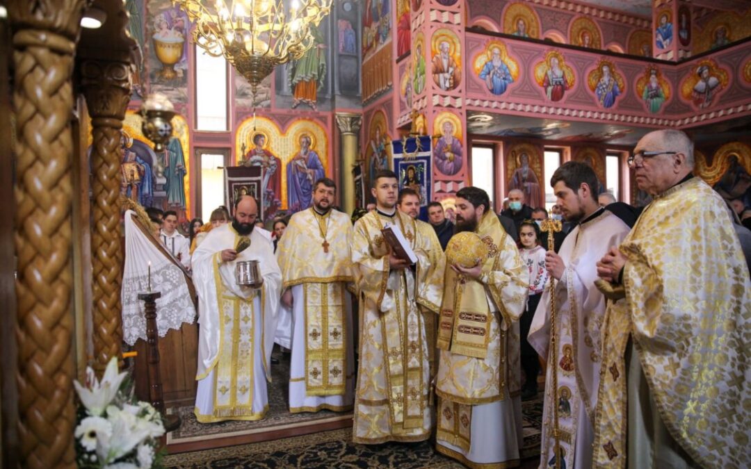 PS Episcop-vicar Benedict a binecuvântat comunitatea ortodoxă din localitatea Păniceni