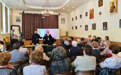 Adunarea generală a Asociației „Societatea Femeilor Ortodoxe” din Arhiepiscopia Clujului | Zeci de vârstnici au primit ajutor spiritual și material