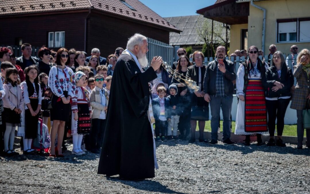 Mitropolitul Clujului a binecuvântat lucrările de reabilitare efectuate la Școala  Gimnazială „Avram Iancu” din Beliș
