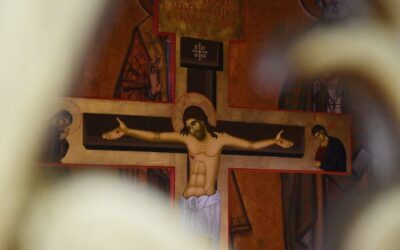 Atunci când facem crucea ne plecăm Sfintei Treimi | Părintele Arsenie Papacioc