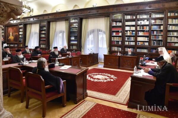 Sinodul Permanent al Bisericii Ortodoxe Române, întrunit în ședință de lucru
