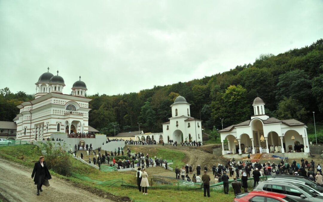 Mănăstirea „Acoperământul Maicii Domnului” de la Florești, Cluj
