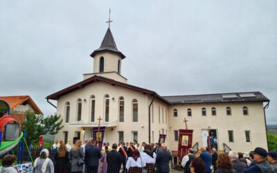 Paraclisul Centrului Social-Misionar din Cojocna, sfințit de Mitropoliții Andrei și Serafim
