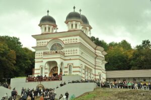 Mănăstirea „Acoperământul Maicii Domnului” de la Florești, Cluj