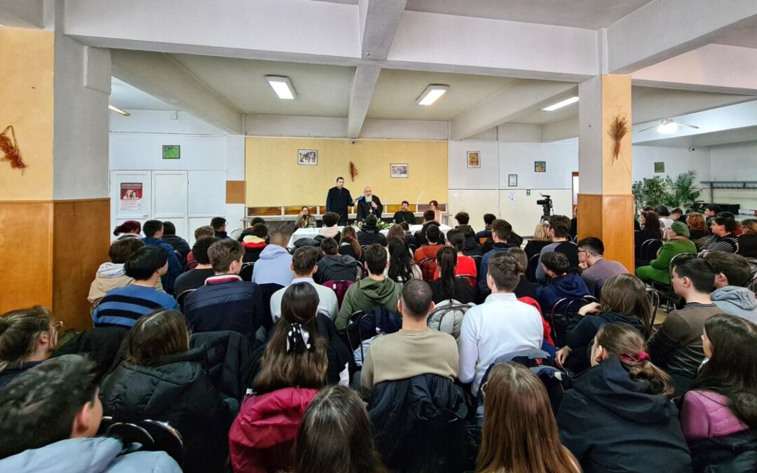 Mitropolitul Andrei i-a vizitat pe elevii și profesorii Liceului de Informatică „Tiberiu Popoviciu” din Cluj-Napoca