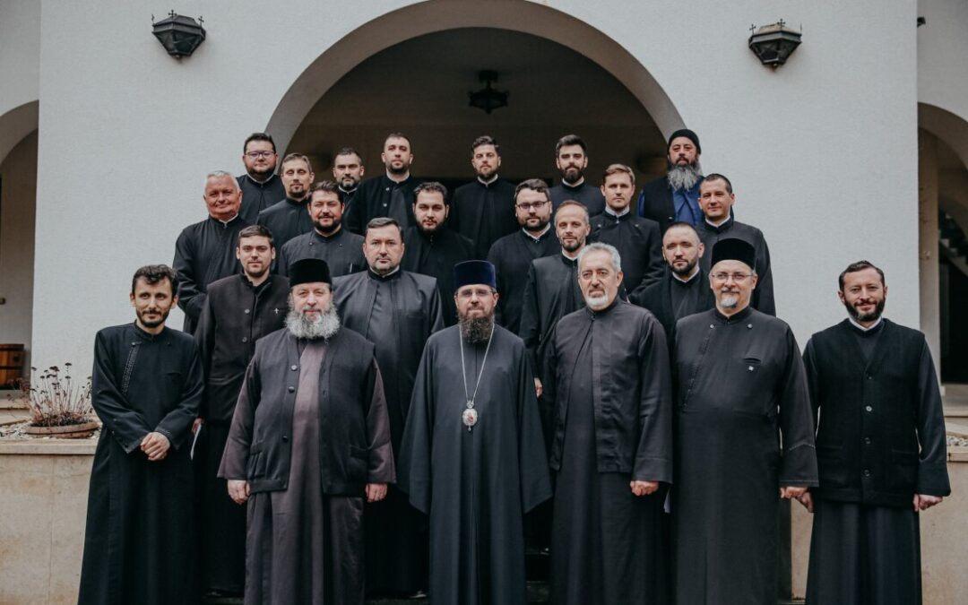 PS Benedict s-a întâlnit cu preoții care participă la cursurile de îndrumare duhovnicească la Mănăstirea Nicula