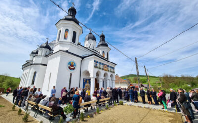 Binecuvântarea lucrărilor de renovare efectuate la Biserica „Sfânta Treime” din Bobâlna