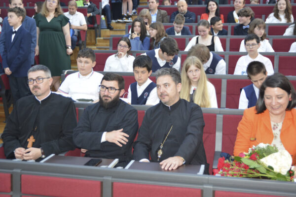 Final de an școlar pentru elevii de gimnaziu de la Colegiul Ortodox „Mitropolitul Nicolae Colan”
